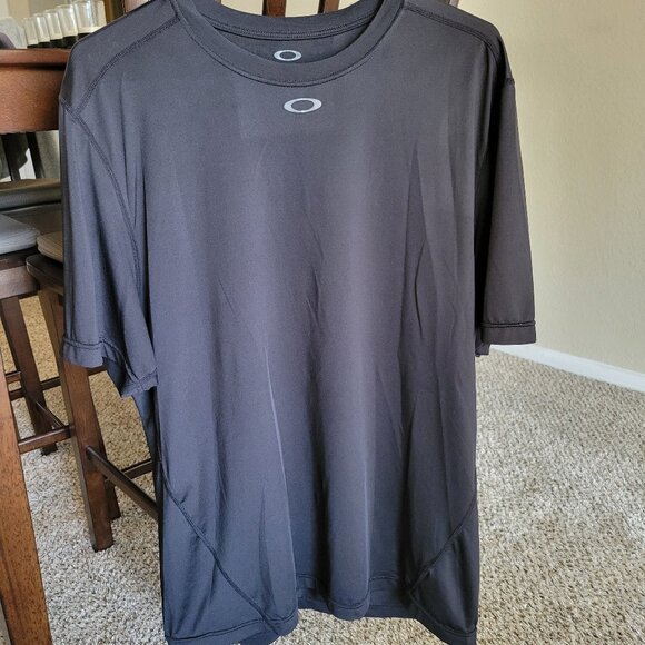 Oakley Other - Oakley Mens Black Shirt Large Tee Crew Neck Lightweight Moisture Wicking